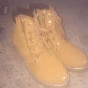 Guess ‘Timberland Boots’